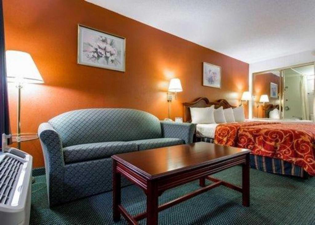 Econo Lodge South Garner Exterior photo